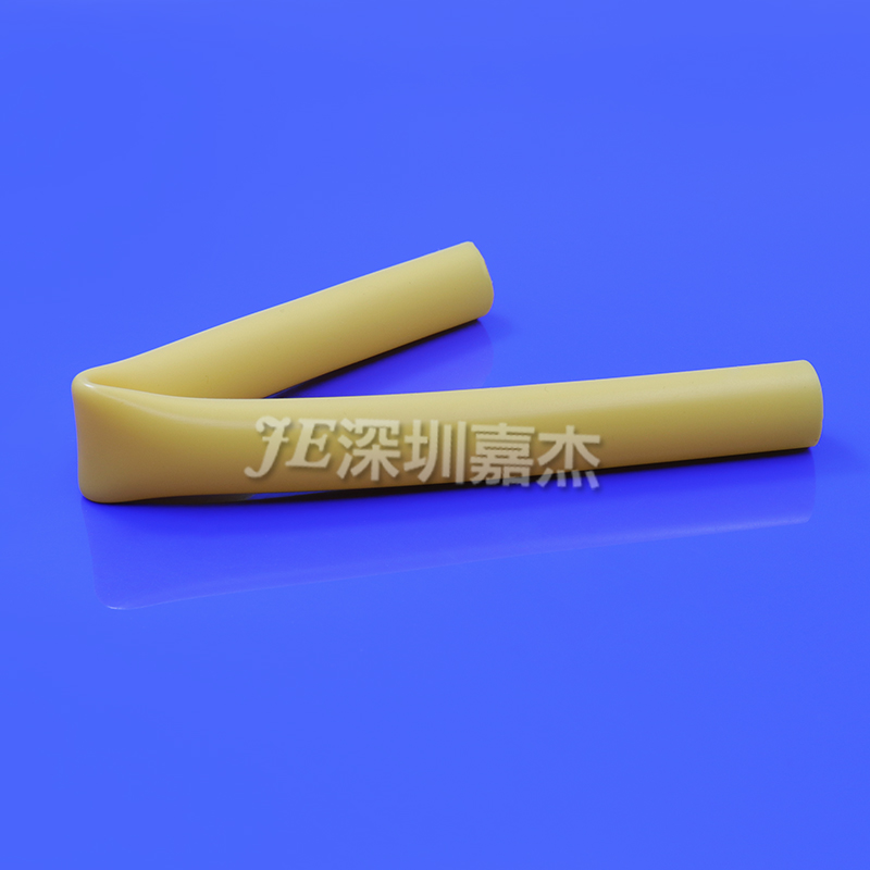 日屄校花双色硅胶管